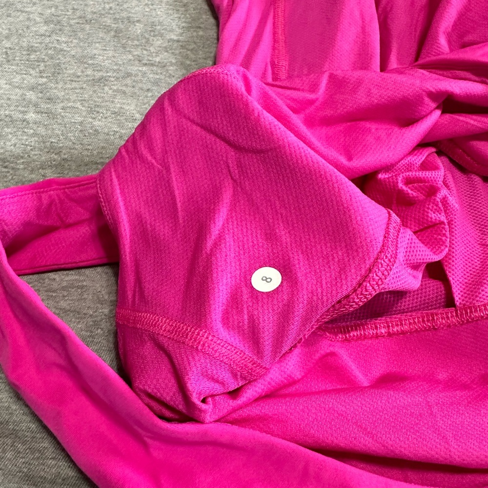 Lululemon Tank Top With Drawstring At Bottom - image 3